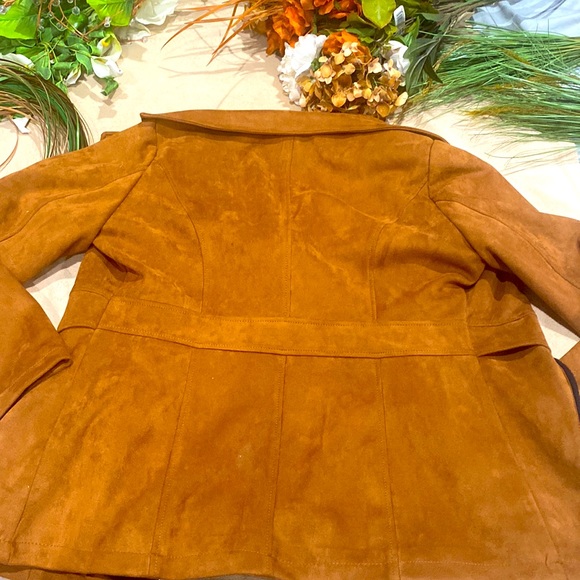 Ladies Coat🤎🖤 - Picture 5 of 8